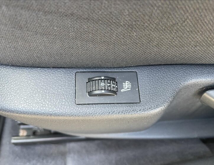 Peugeot 5008 MPV 2,0 l 110 kw