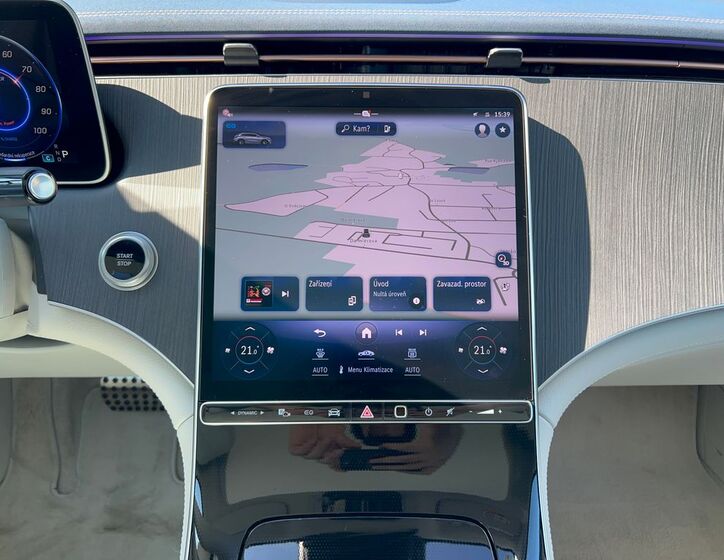 Mercedes-Benz EQE 19