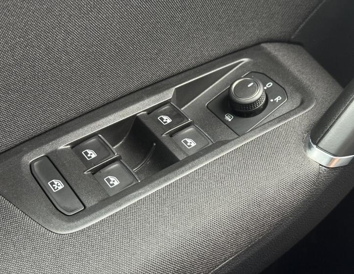 Volkswagen Touran 25