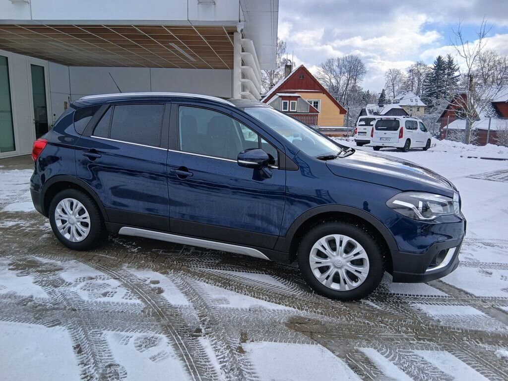 Suzuki SX4 S-Cross SUV 1,4 l 95 kw