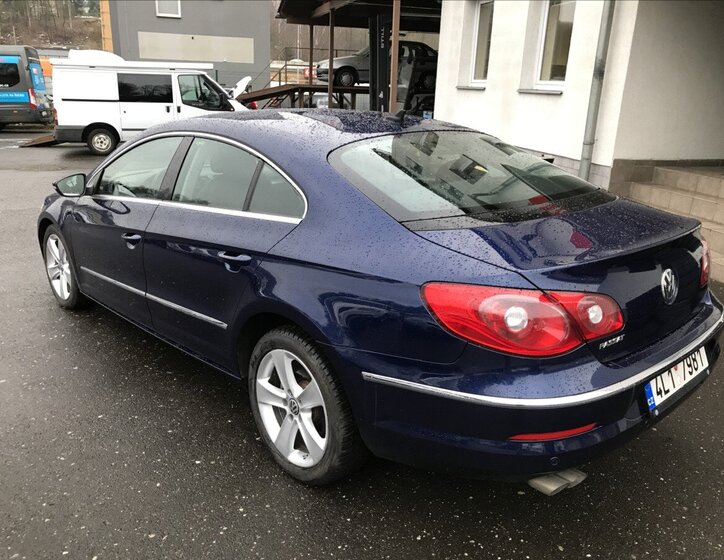 Volkswagen Passat CC Sedan 2,0 l 125 kw