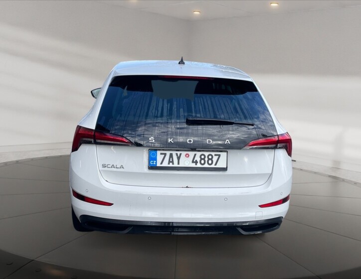 Škoda Scala 5