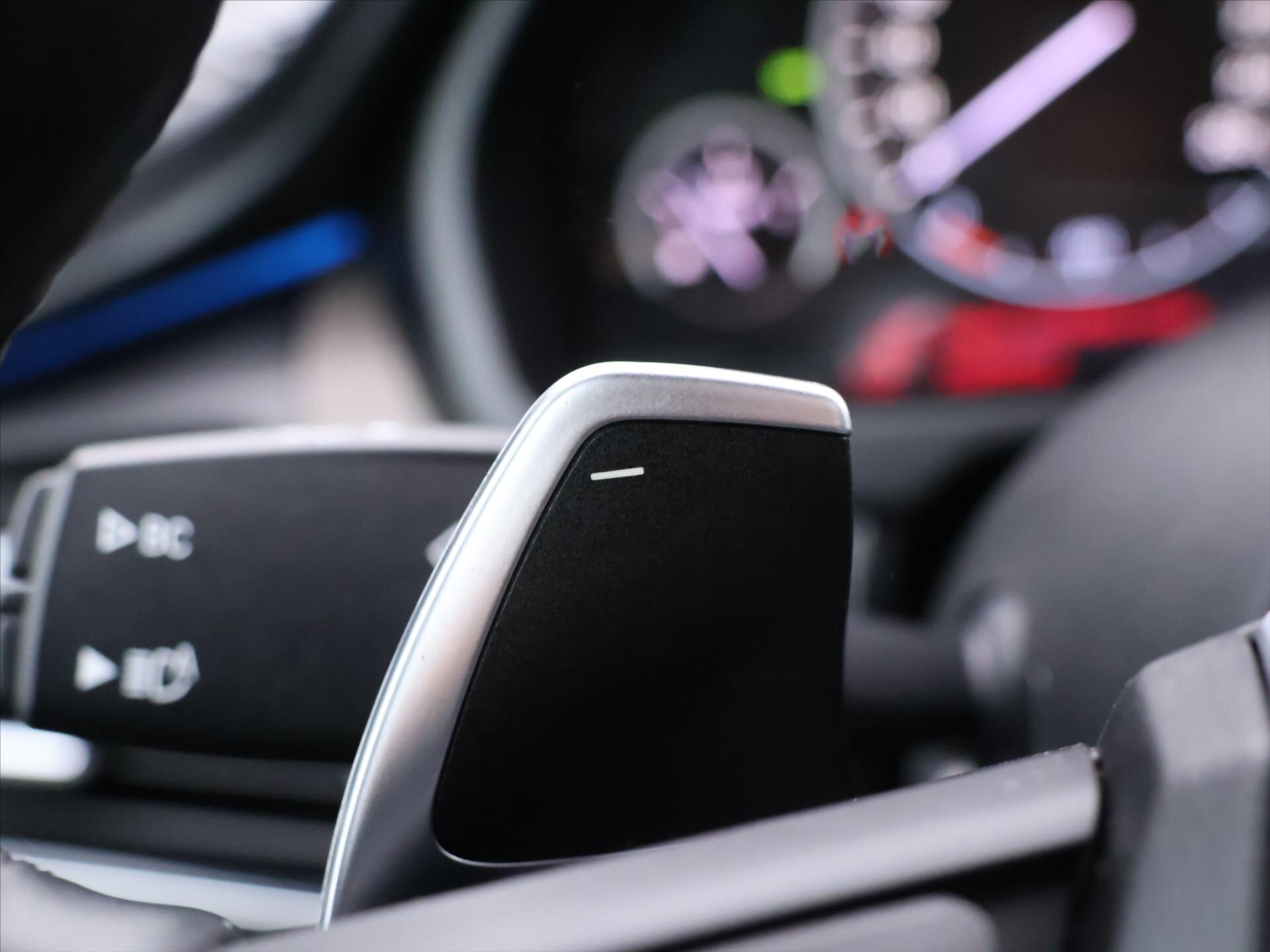 BMW X5 SUV / Terénní 3,0 l 230 kw