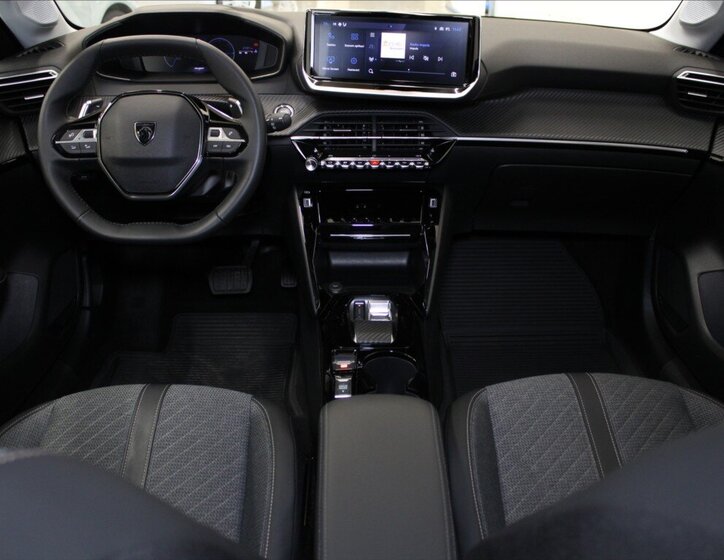 Peugeot 208 Hatchback 1,2 l 74 kw