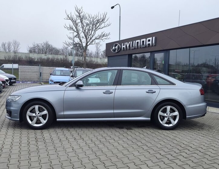 Audi A6 Sedan / Limuzína 3,0 l 200 kw