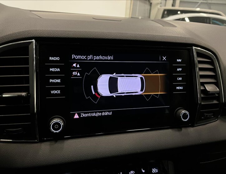 Škoda Karoq SUV 1,5 l 110 kw