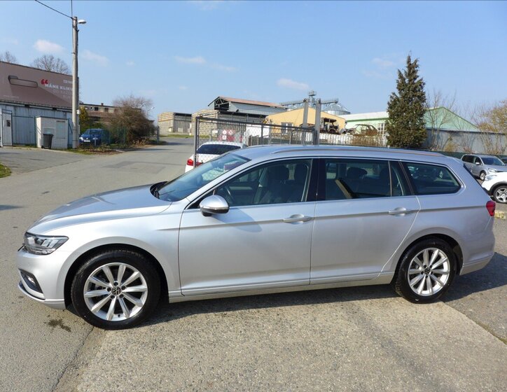 Volkswagen Passat Kombi 2,0 l 110 kw