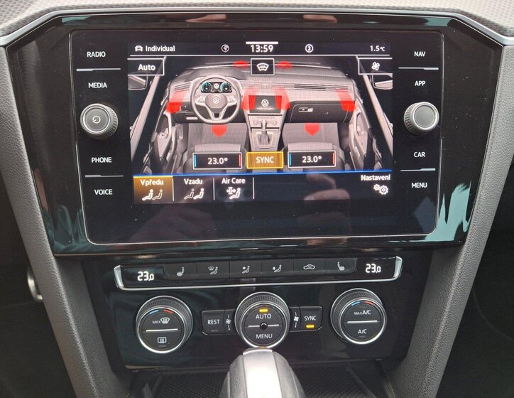 Volkswagen Passat Kombi 2,0 l 140 kw