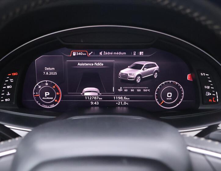 Audi Q7 23