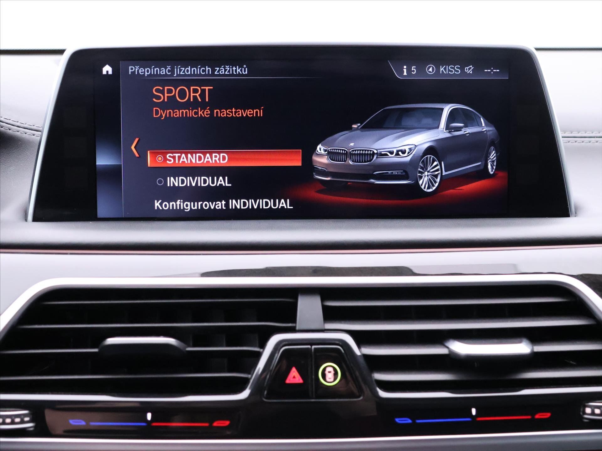 BMW Řada 7 Sedan 4,4 l 330 kw