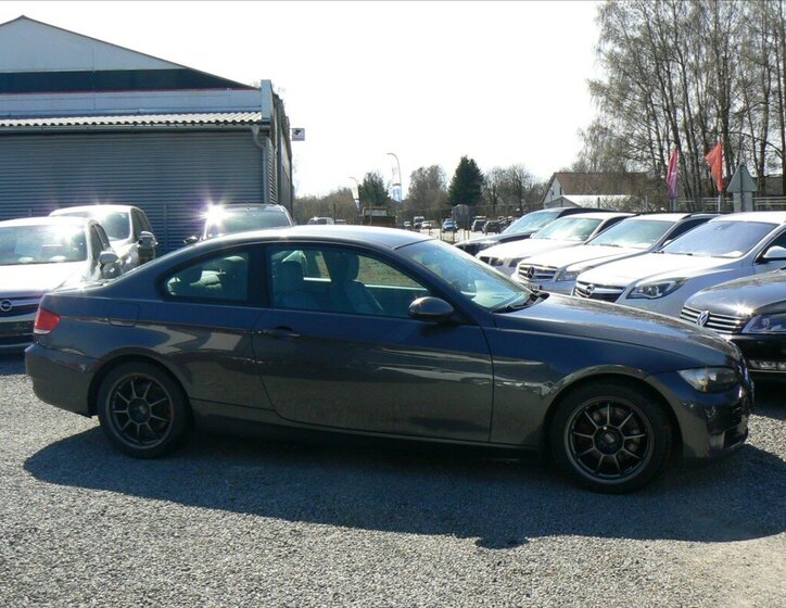 BMW Řada 3 Kupé 2,0 l 130 kw