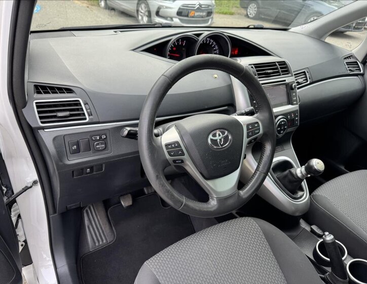 Toyota Verso MPV 2,0 l 91 kw
