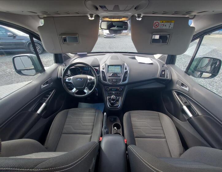 Ford Tourneo Connect 23