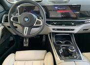 BMW X7 8