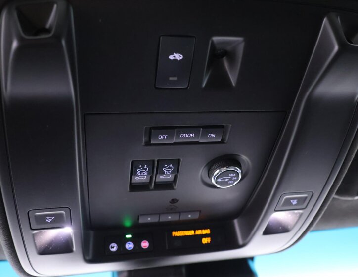 Cadillac Escalade SUV / Terénní 6,2 l 313 kw