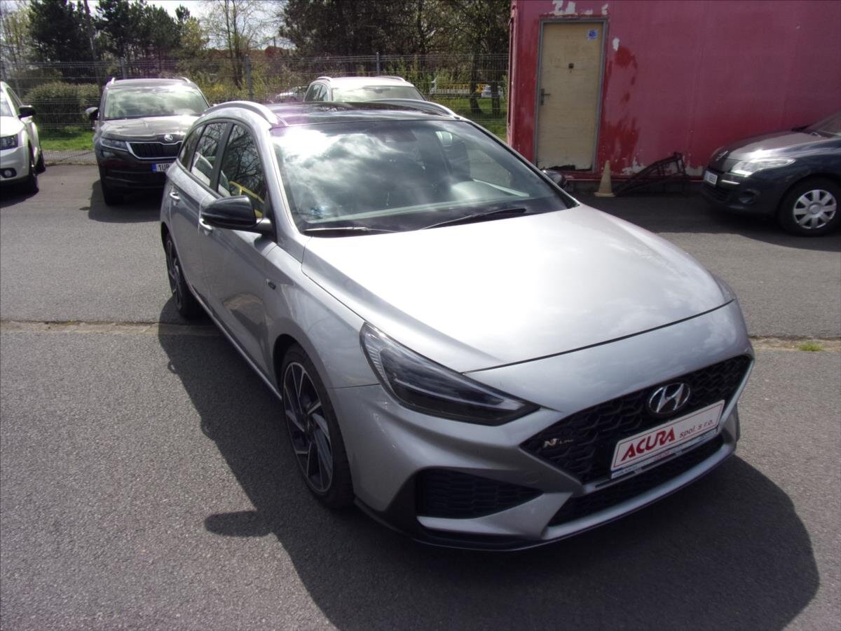 Hyundai i30 Hatchback 1,6 l 100 kw