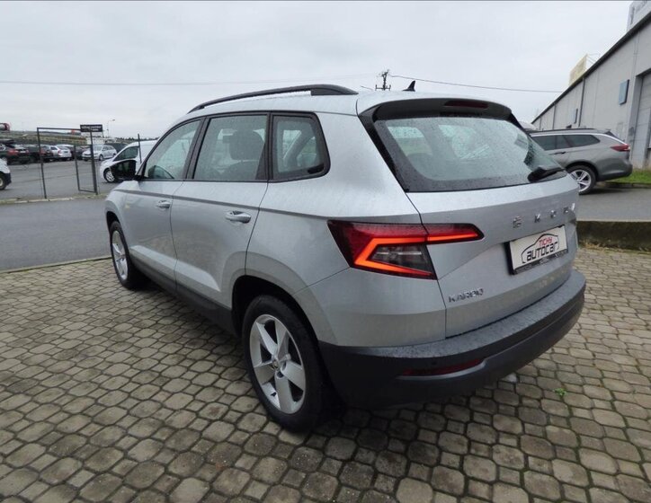 Škoda Karoq SUV / Terénní 999,0 85 kw