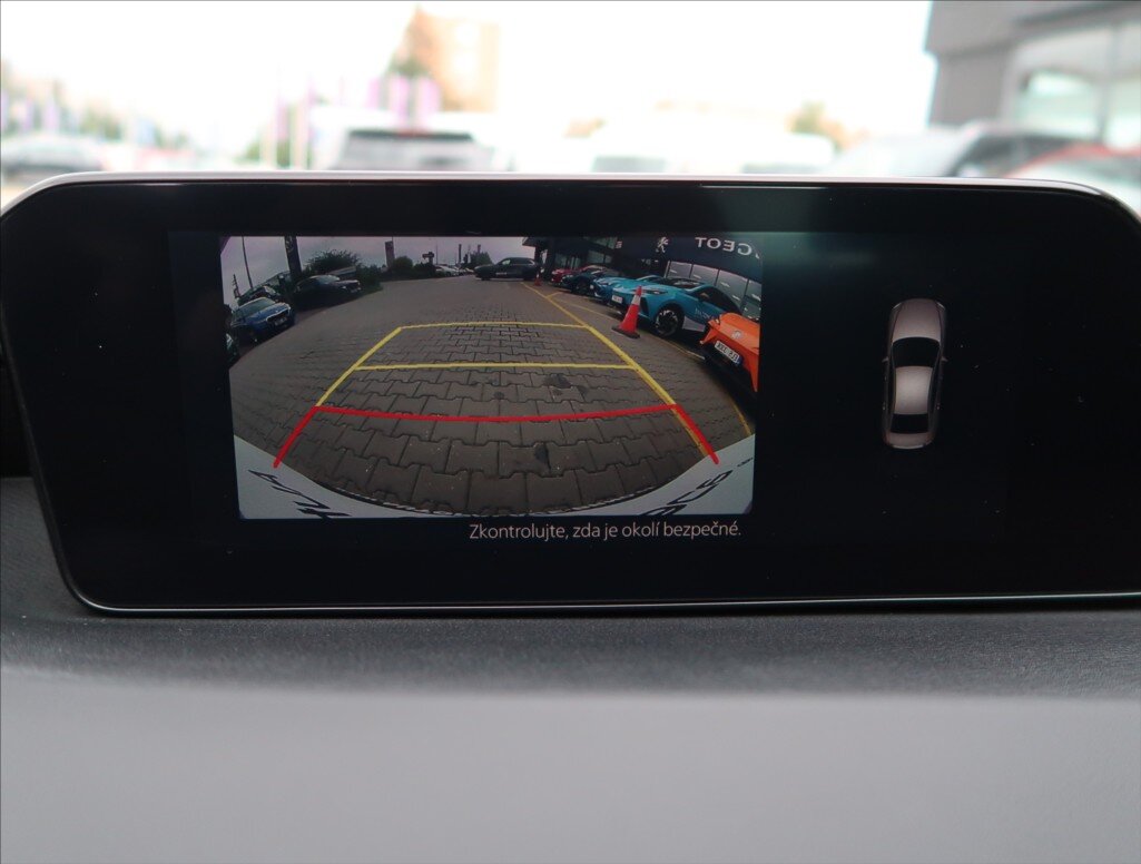 Mazda 3 Sedan 2,0 l 110 kw