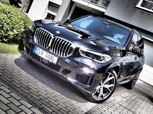 BMW X5 Kombi 3,0 l 290 kw