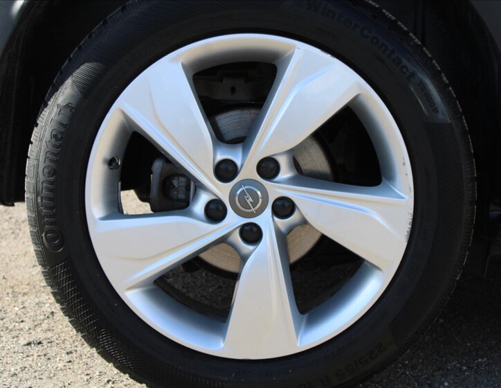 Opel Grandland X SUV / Terénní 1,5 l 96 kw