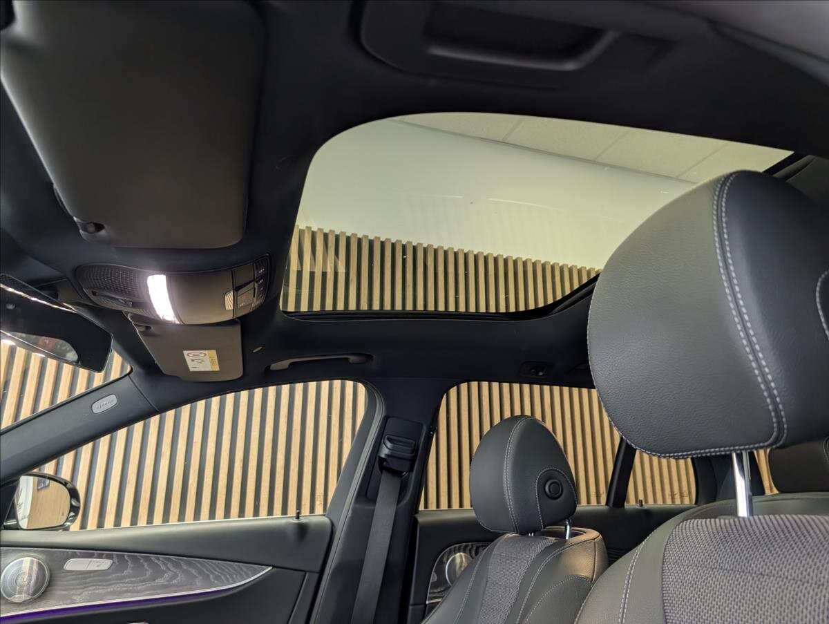 Mercedes-Benz Třídy E Kombi 2,0 l 143 kw