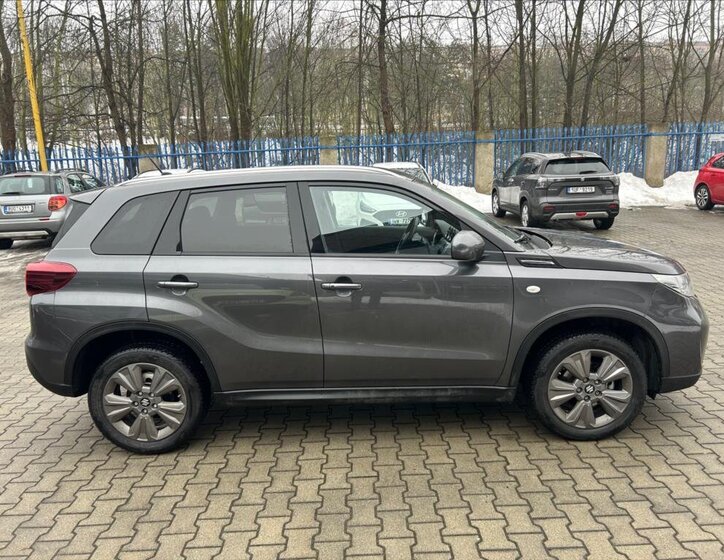 Suzuki Vitara SUV 1,4 l 95 kw