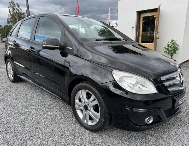 Mercedes-Benz Třídy B 9