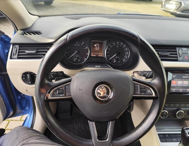 Škoda Octavia 10