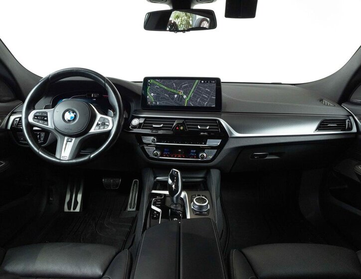 BMW Řada 6 Liftback 3,0 l 250 kw