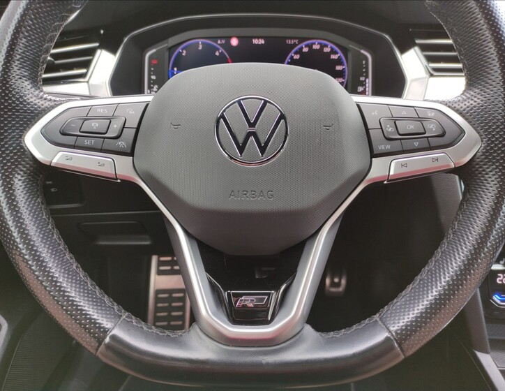 Volkswagen Passat 11