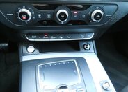 Audi Q5 SUV / Terénní 2,0 l 120 kw