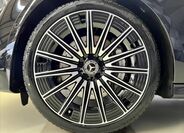 Mercedes-Benz Třídy E 8