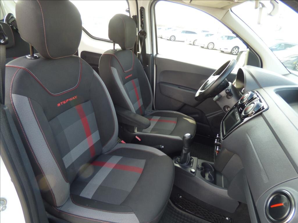 Dacia Dokker Kombi 1,6 l 75 kw