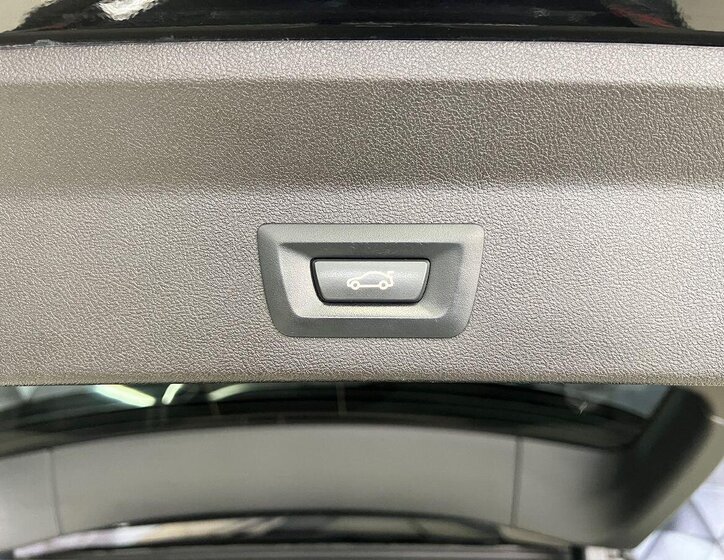 BMW X3 SUV / Terénní 3,0 l 195 kw