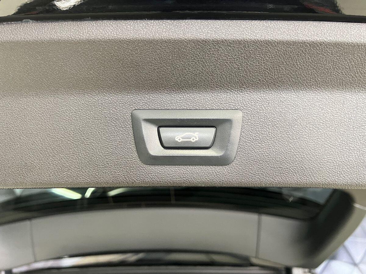 BMW X3 SUV / Terénní 3,0 l 195 kw