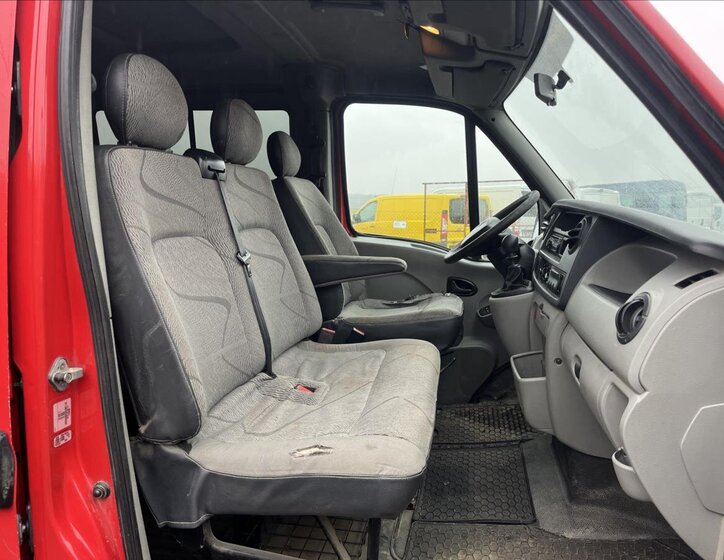 Renault Master Skříň 2,5 l 74 kw