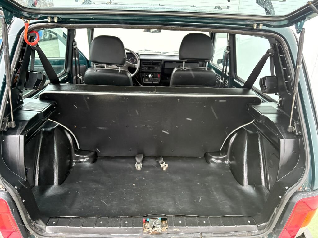 Lada Niva SUV 1,7 l 60 kw