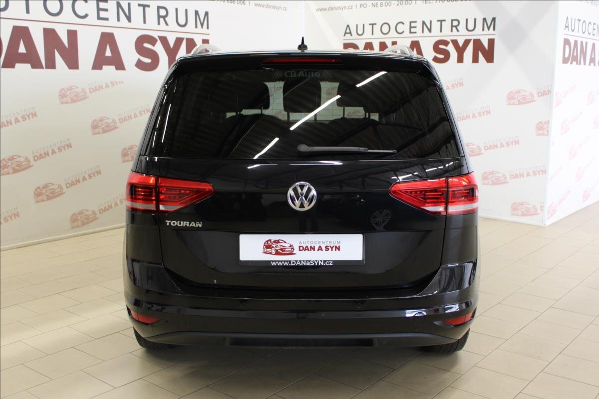 Volkswagen Touran Kombi 1,5 l 110 kw