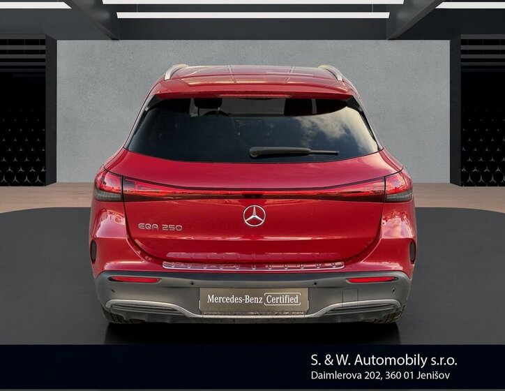 Mercedes-Benz EQA SUV / Terénní 0,0 140 kw