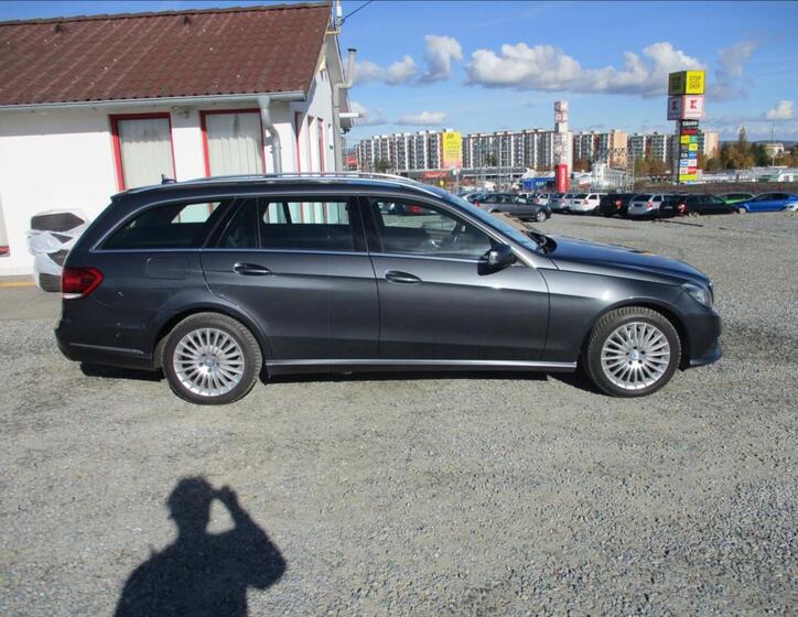 Mercedes-Benz Třídy E 5