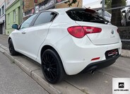 Alfa Romeo Giulietta 4
