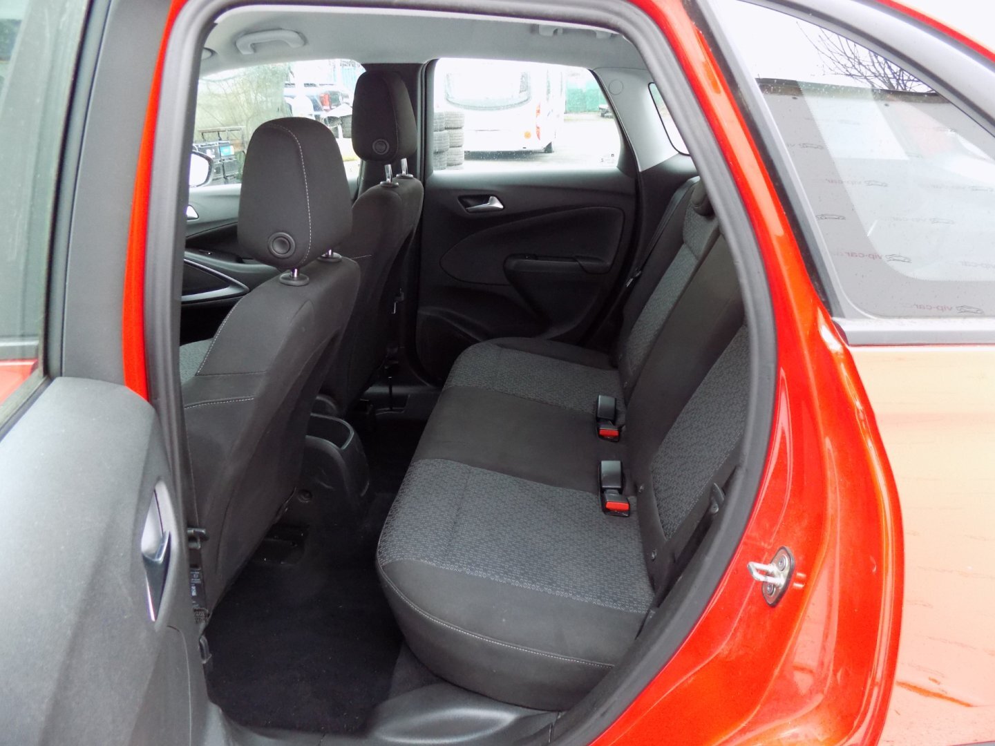 Opel Crossland X SUV 1,2 l 60 kw