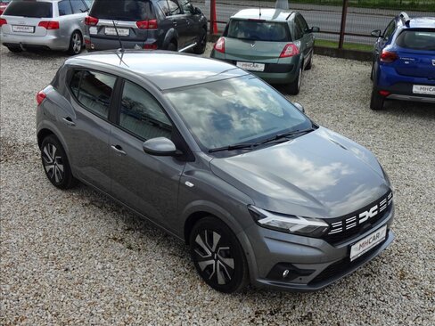 Dacia Sandero Hatchback 999,0 67 kw
