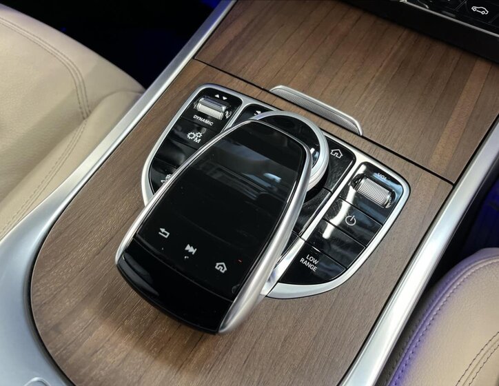 Mercedes-Benz Třídy G 18