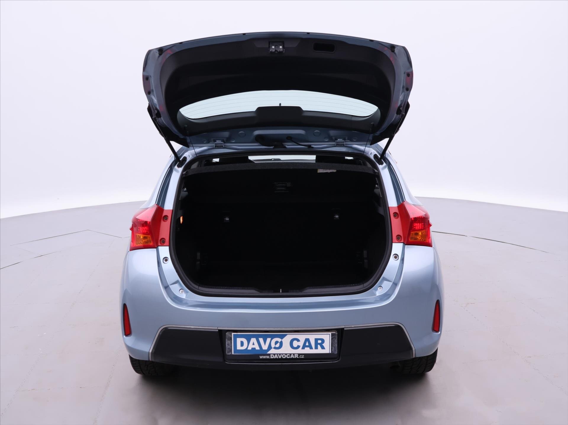 Toyota Auris Hatchback 1,3 l 73 kw