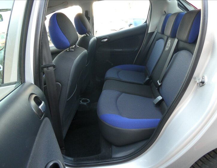 Peugeot 206 Hatchback 1,1 l 44 kw