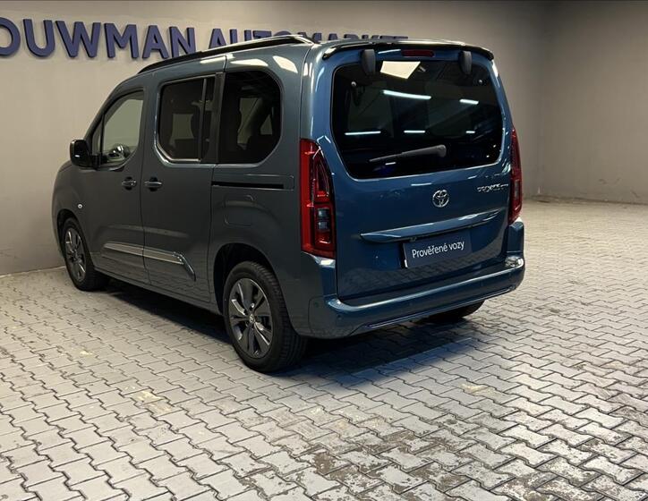 Toyota ProAce City Verso 16