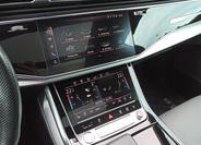 Audi Q8 21