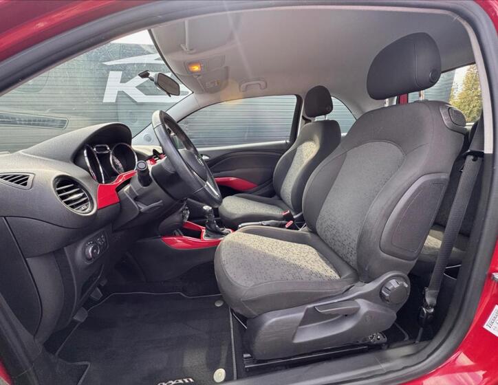 Opel Adam 13