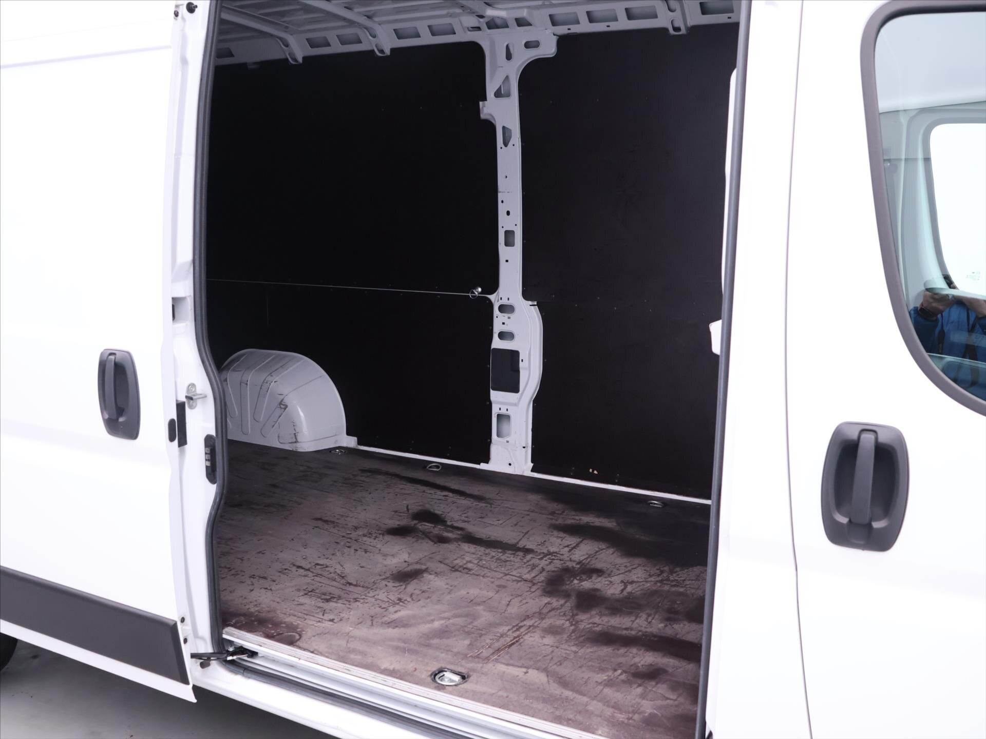 Peugeot Boxer Skříň 2,2 l 121 kw